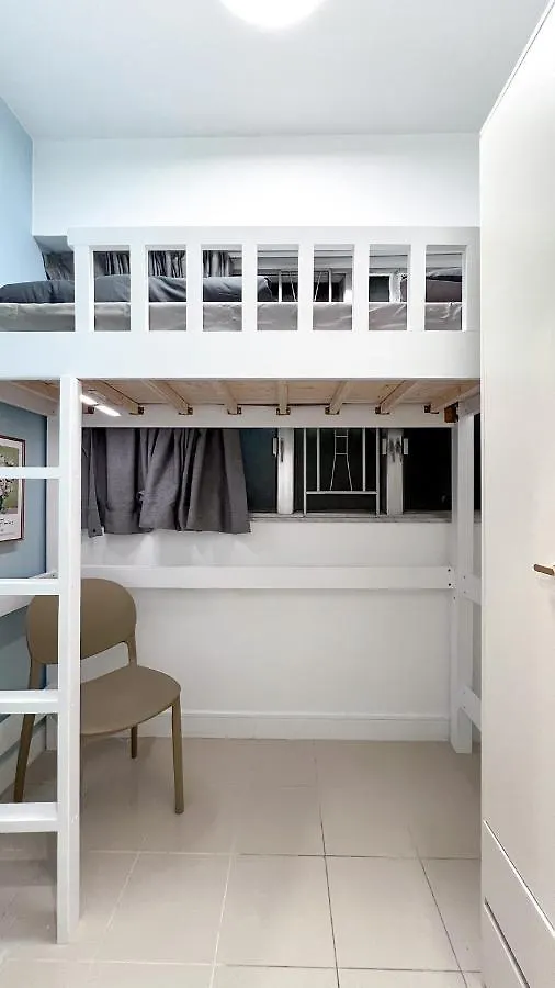 Homestay Student Accommodation - Lockhart Road 137 Hong Kong China