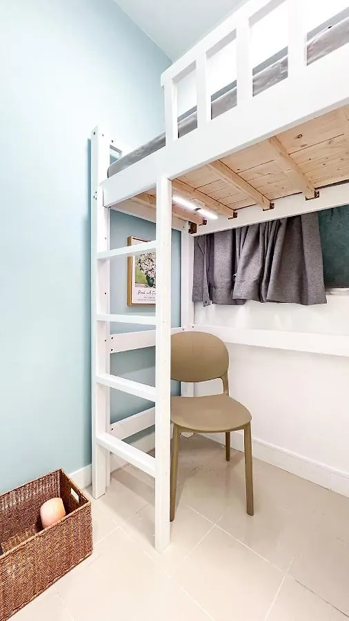 Student Accommodation - Lockhart Road 137 Hong Kong China