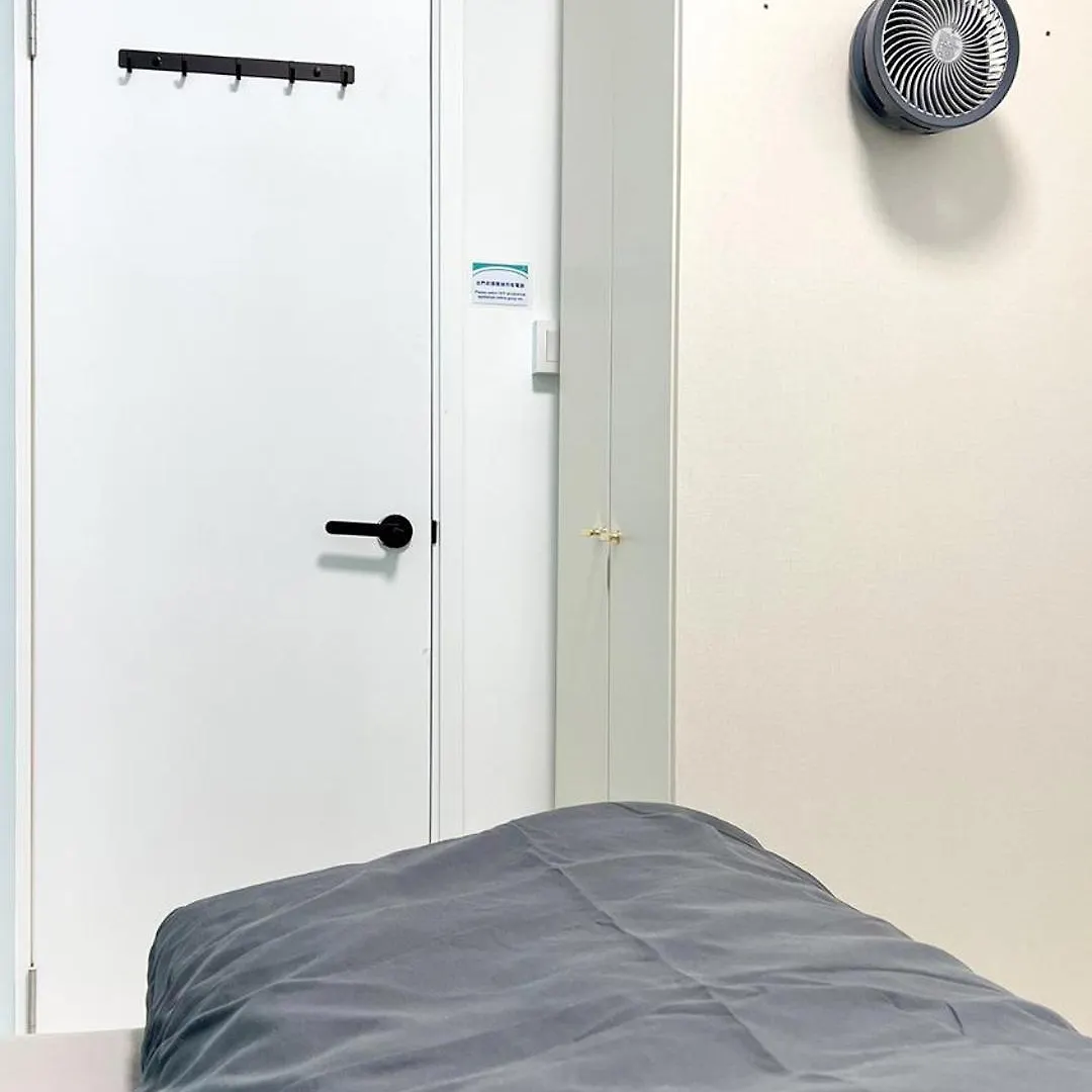 Student Accommodation - Lockhart Road 137 Hong Kong